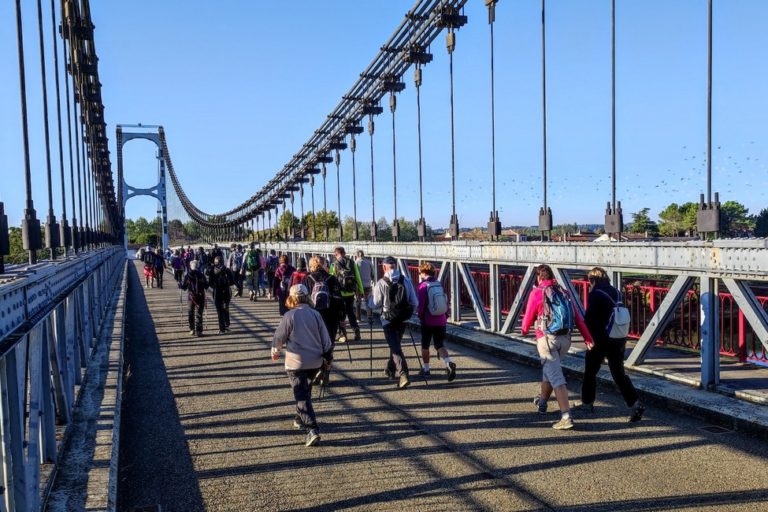 La réole départ sur le pont La réole départ sur le pont