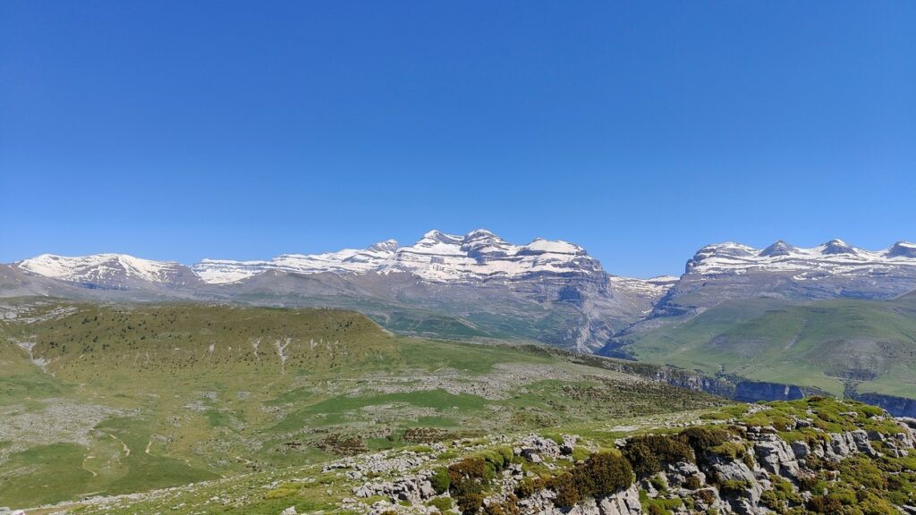 Ordesa-cylindre-Marbore-Mt-Perdu-Anisclo